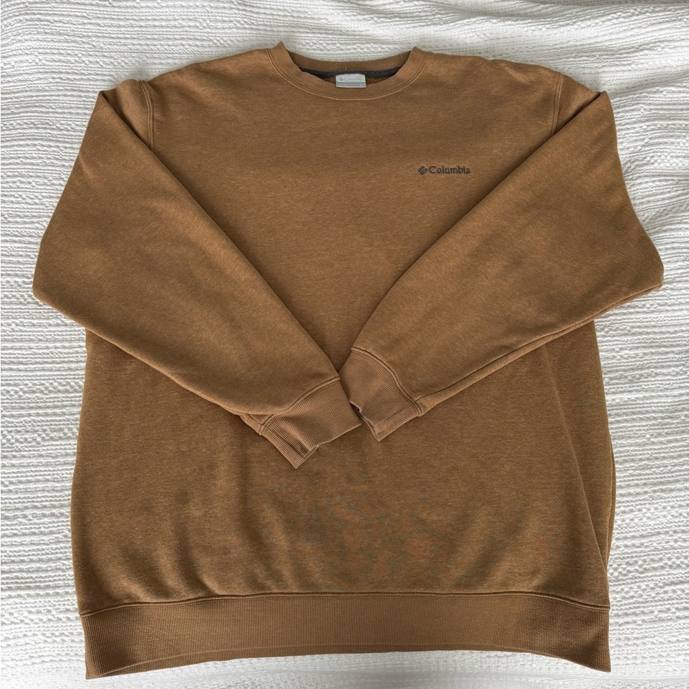 Columbia Men's Tan Crewneck Sweater